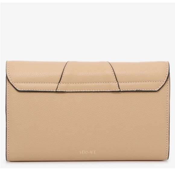 Authentic Versace V Logo Beige Pebbled Leather Chain Shoulder Bag Clutch Purse - Picture 5 of 11